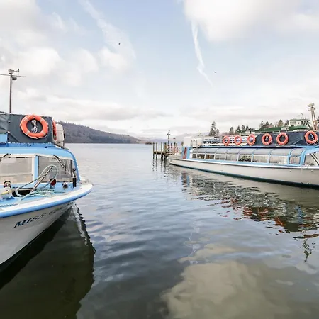 بيت للعطل Fieldside *